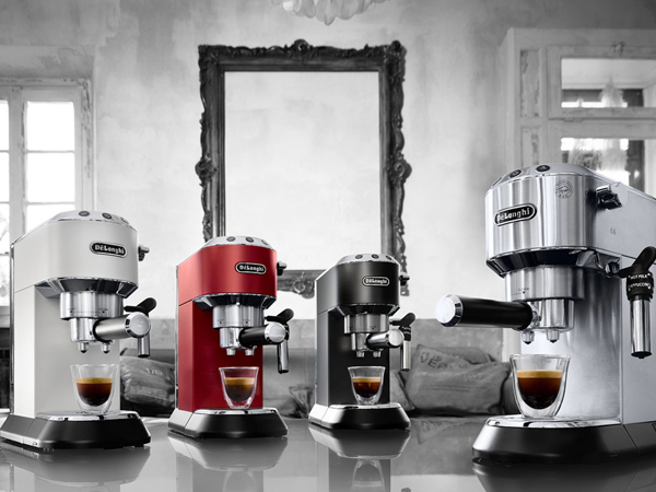 DELONGHI EC685.BK Espresso Coffee Machine, Black | Delonghi| Image 4