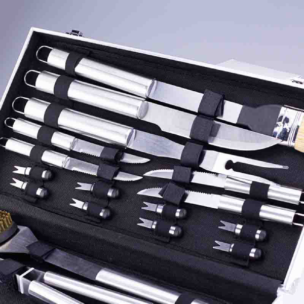 BORMANN ELITE BBQ1015 Baking Tools Set of 16 pcs in a Suitcase | Bormann| Image 3