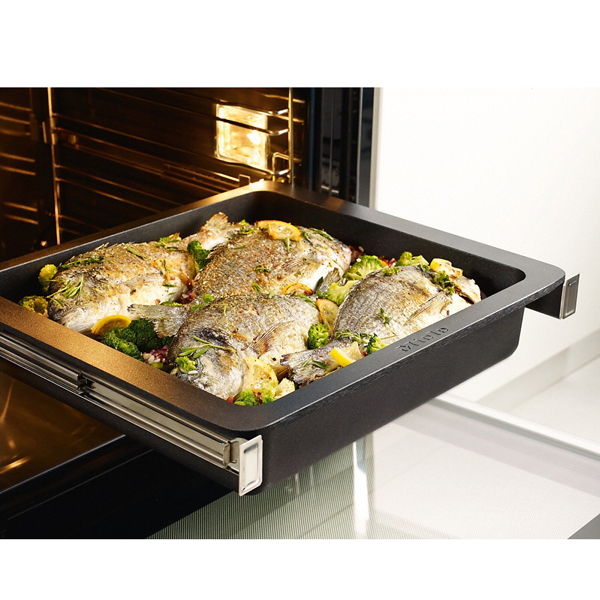 MIELE HUB 5001 XL Induction Gourmet Casserole Dish | Miele| Image 2